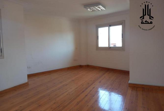 8063953 - Property Image 3