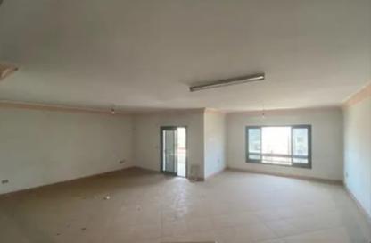 Apartment - 3 Bedrooms - 2 Bathrooms for sale in Abbas Zazoa St. - 7th District - Nasr City - Cairo