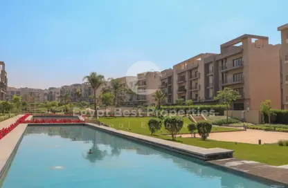 Apartment - 2 Bedrooms - 2 Bathrooms for sale in Fifth Square - The 5th Settlement - New Cairo City - Cairo