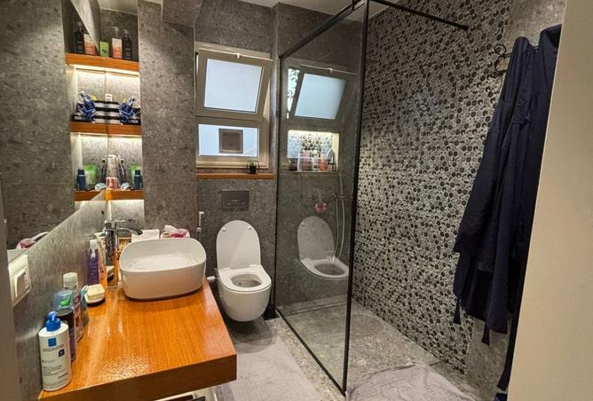 8389315 - Property Image 2