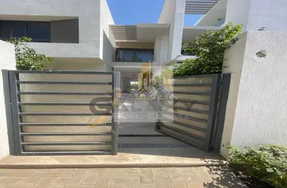 Townhouse - 3 Bedrooms - 4 Bathrooms for rent in Fifth Square - The 5th Settlement - New Cairo City - Cairo