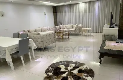 Apartment - 3 Bedrooms - 2 Bathrooms for rent in Green 3 - 2nd District - Sheikh Zayed City - Giza