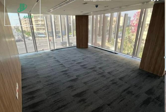 8081846 - Property Image 2