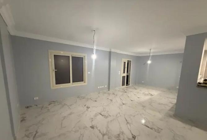 8186707 - Property Image 2