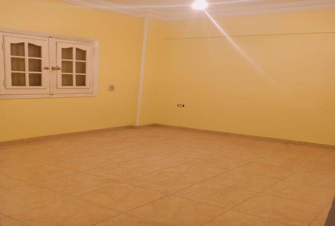 8303779 - Property Image 3