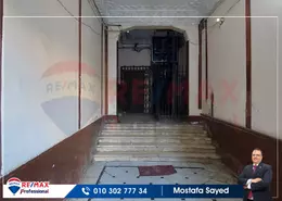 شقة - 4 غرف نوم - 1 حمام للبيع في الأزاريطة - حي وسط - الاسكندرية