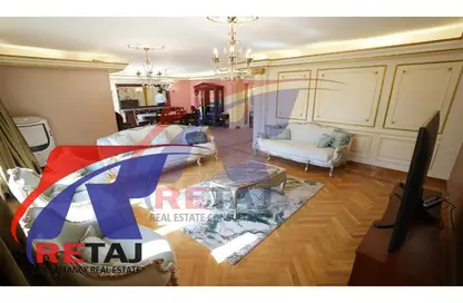Apartment - 3 Bedrooms - 2 Bathrooms for rent in Omar Lotfy St. - 1st Zone - Nasr City - Cairo