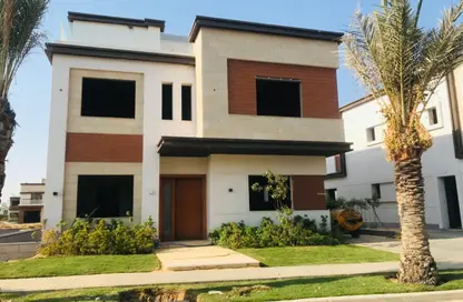 Townhouse - 4 Bedrooms - 4 Bathrooms for sale in Azzar - 5th Settlement Compounds - The 5th Settlement - New Cairo City - Cairo