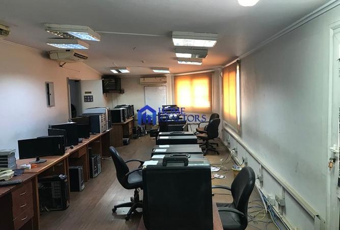 8371691 - Property Image 2