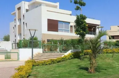 Villa - 5 Bedrooms - 5 Bathrooms for sale in Upville - Cairo Alexandria Desert Road - 6 October City - Giza