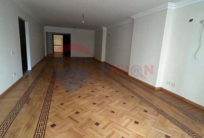 8332463 - Property Image 2