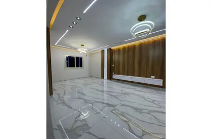 Apartment - 3 Bedrooms - 2 Bathrooms for sale in Gate 1 - Khofo - Hadayek El Ahram - Giza