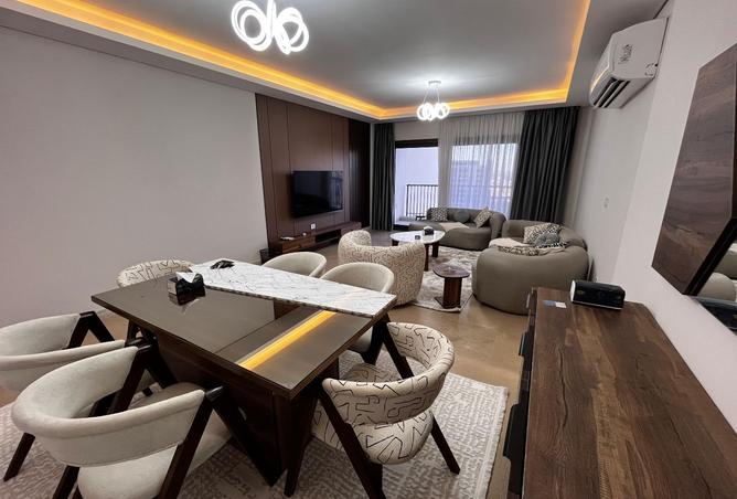 8342700 - Property Image 2