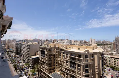 شقة - 4 غرف نوم - 3 حمامات للبيع في سموحة - حي شرق - الاسكندرية