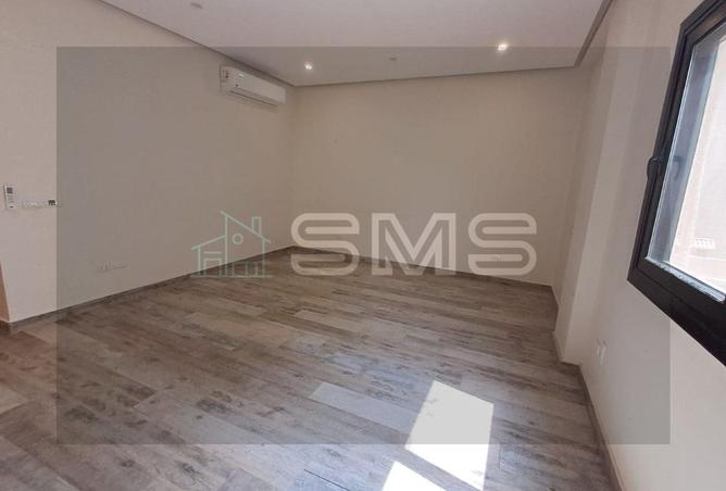 8190899 - Property Image 2