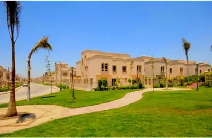 Villa - 5 Bedrooms - 5 Bathrooms for sale in Greens - 6th District - Sheikh Zayed City - Giza