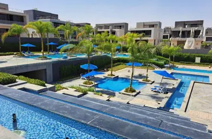 فيلا - 5 غرف نوم - 4 حمامات للايجار في باتيو الزهراء - كمبوندات الشيخ زايد - الشيخ زايد - الجيزة