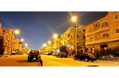Duplex - 5 Bedrooms - 3 Bathrooms for sale in 5th District - Sheikh Zayed City - Giza