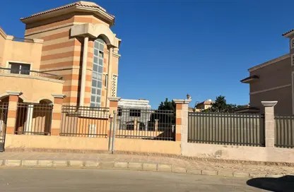 فيلا - 4 غرف نوم - 4 حمامات للبيع في الشروق سبرنجز - كمبوندات الشروق - مدينة الشروق - القاهرة