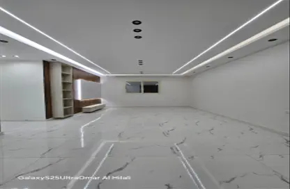 شقة - 3 غرف نوم - 1 حمام للبيع في البوابة الرابعة - مينا - حدائق الاهرام - الجيزة