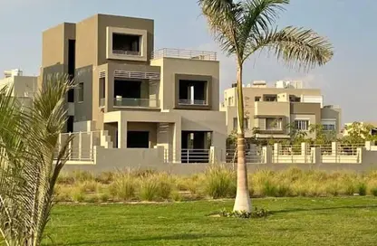 Villa - 4 Bedrooms - 4 Bathrooms for sale in Palm Hills New Cairo - 5th Settlement Compounds - The 5th Settlement - New Cairo City - Cairo