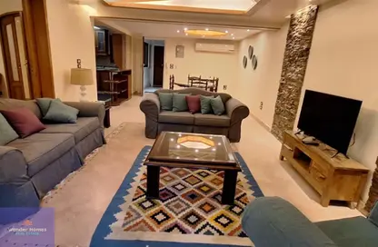 Apartment - 2 Bedrooms - 2 Bathrooms for rent in Sarayat Al Maadi - Hay El Maadi - Cairo