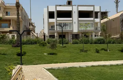 Duplex - 5 Bedrooms - 4 Bathrooms for sale in West Golf Extension - El Katameya Compounds - El Katameya - New Cairo City - Cairo