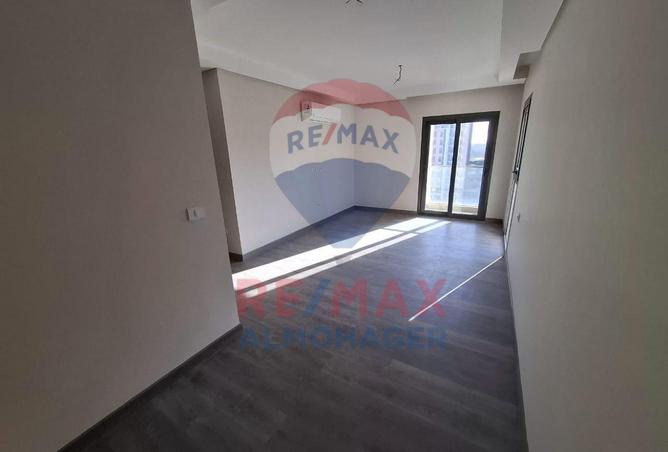 8535056 - Property Image 3