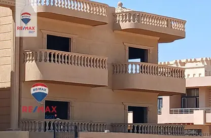 Villa - 4 Bedrooms - 4 Bathrooms for sale in New Heliopolis Compounds - New Heliopolis - Cairo