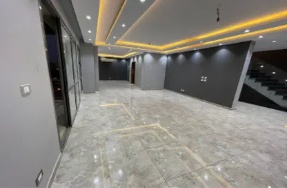 Duplex - 4 Bedrooms - 4 Bathrooms for sale in Eastown - 5th Settlement Compounds - The 5th Settlement - New Cairo City - Cairo