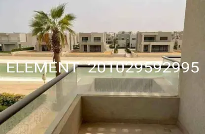 Chalet - 3 Bedrooms - 3 Bathrooms for sale in Azha - Al Ain Al Sokhna - Suez