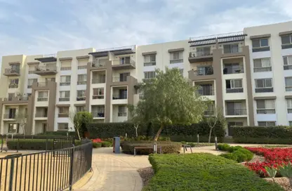 Apartment - 2 Bedrooms - 2 Bathrooms for sale in The Sierras - Uptown Cairo - Mokattam - Cairo