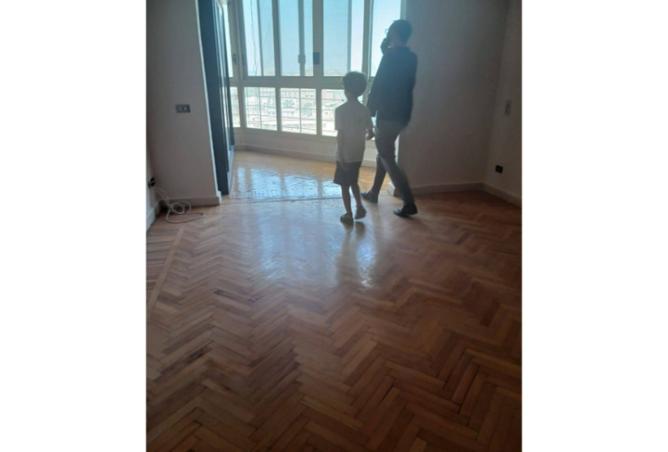 8338102 - Property Main Image