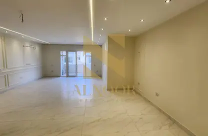 Apartment - 3 Bedrooms - 3 Bathrooms for rent in October Plaza - 6 October Compounds - 6 October City - Giza