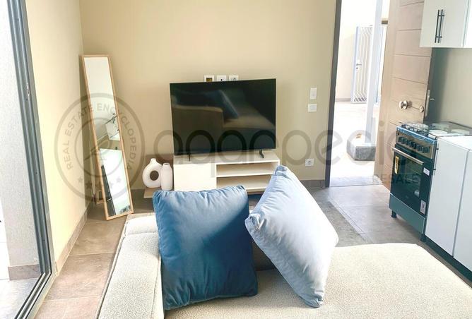 8330020 - Property Image 2