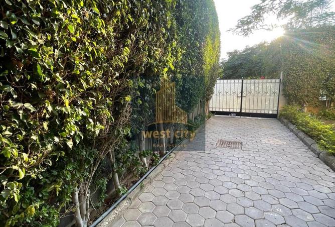 8328409 - Property Image 2