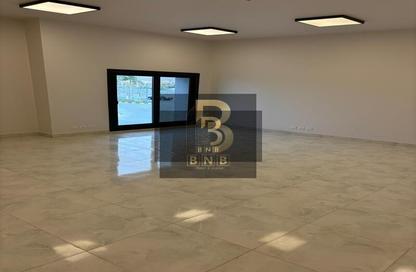 Office Space - Studio - 1 Bathroom for rent in One Golden Square Mall - The 5th Settlement - New Cairo City - Cairo
