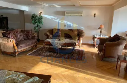 Apartment - 4 Bedrooms - 3 Bathrooms for sale in Cornish El Nile St. - Maadi - Hay El Maadi - Cairo