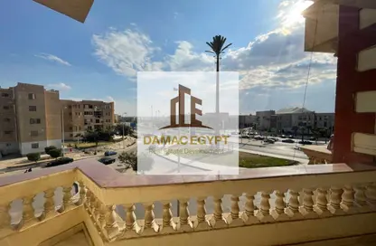 شقة - 3 غرف نوم - 2 حمامات للبيع في شارع المهندس احمد كمال حمدي - الحي السادس عشر - الشيخ زايد - الجيزة