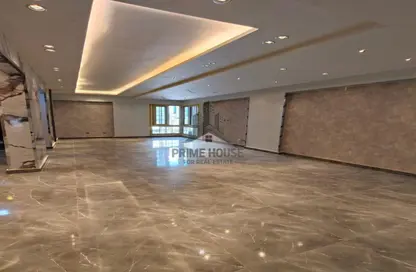 Apartment - 3 Bedrooms - 2 Bathrooms for sale in Victor Ammanuel Square - Smouha - Hay Sharq - Alexandria