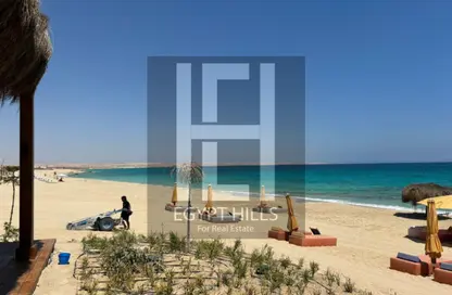 شاليه - 2 غرف نوم - 2 حمامات للبيع في ليف - راس الحكمة - الساحل الشمالي