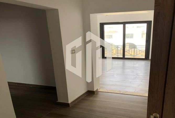 8024071 - Property Image 3