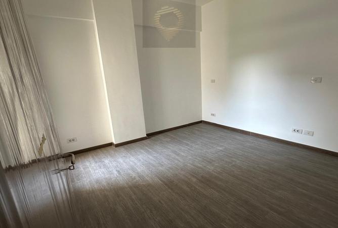 8047153 - Property Image 3