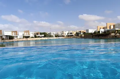شاليه - 5 غرف نوم - 7 حمامات للبيع في سي شيل - سيدي عبد الرحمن - الساحل الشمالي