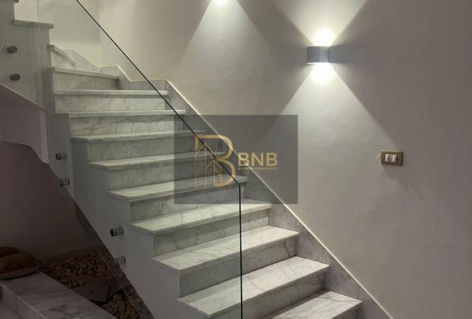 8116960 - Property Image 2