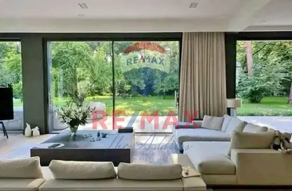 Apartment - 3 Bedrooms - 3 Bathrooms for sale in Sarai - Mostakbal City Compounds - Mostakbal City - Future City - Cairo