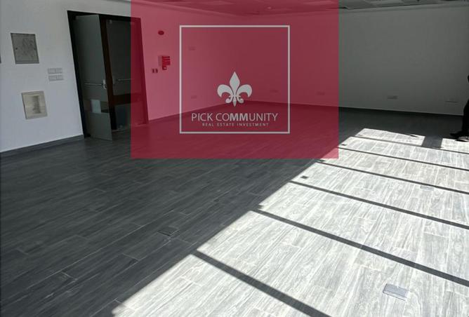 8069059 - Property Image 3