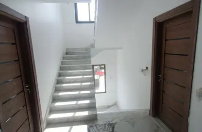 Villa - 3 Bedrooms - 4 Bathrooms for sale in Azzar - 5th Settlement Compounds - The 5th Settlement - New Cairo City - Cairo