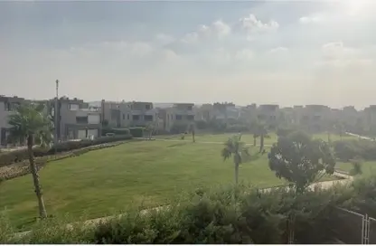 تاون هاوس - 4 غرف نوم - 4 حمامات للبيع في جولف فيوز - طريق مصر اسكندرية الصحراوي - مدينة 6 أكتوبر - الجيزة