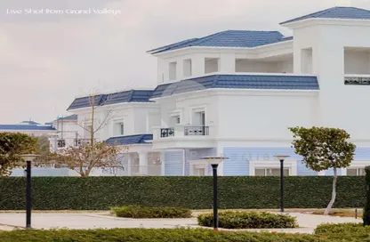 Villa - 4 Bedrooms - 4 Bathrooms for sale in Stei8ht - The 1st Settlement - New Cairo City - Cairo